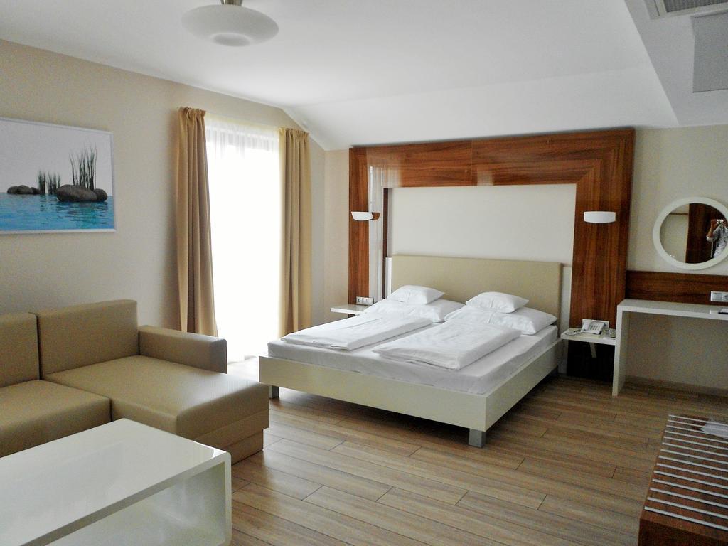 Gokart Hotel แก็ชแกเมต ภายนอก รูปภาพ